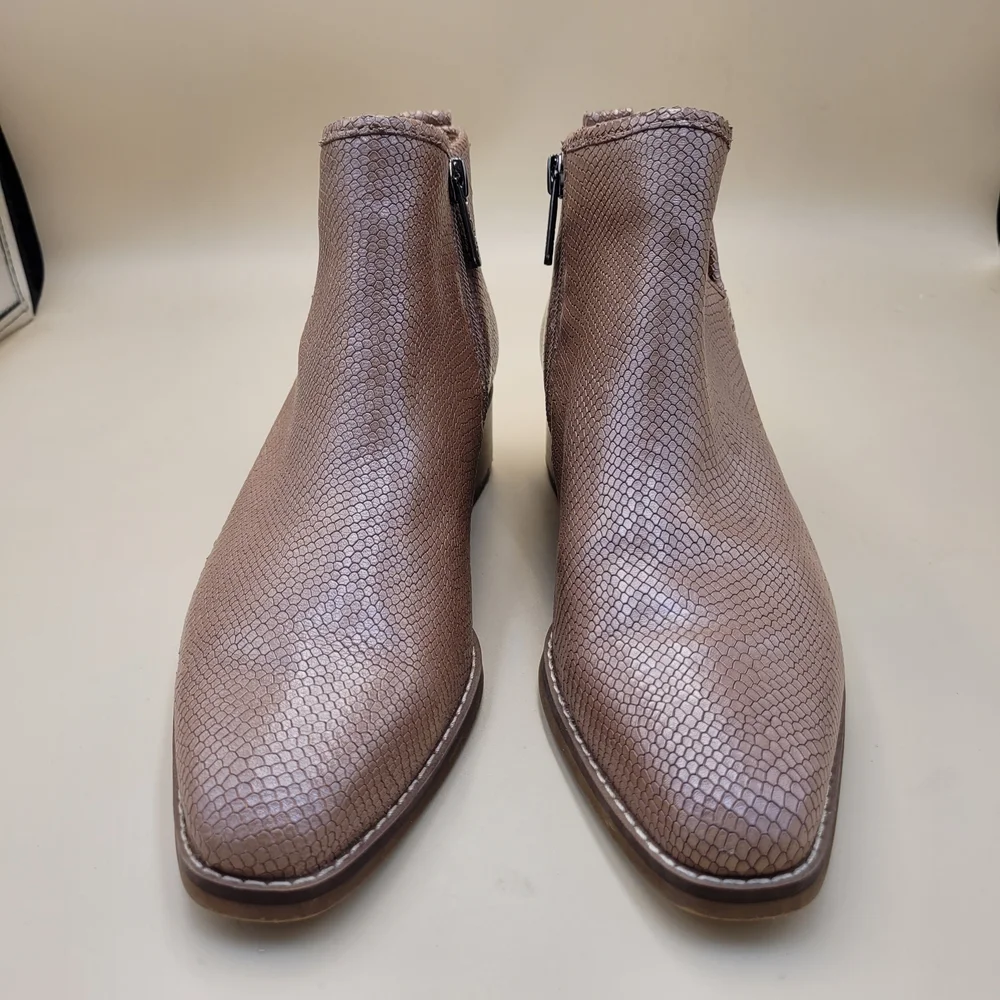 Sarto By Franco Sarto Asti Bootie In Taupe Snake Print Leather  Size 6M‎ Studded